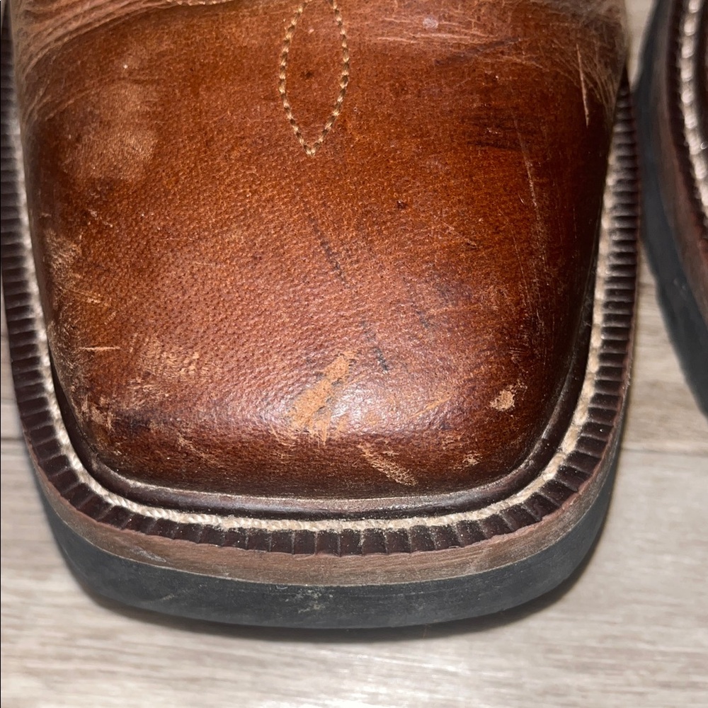 Justin Boots Brown Leather Cowboy Boots with Multi-color Stitching, see toe pic - Picture 7 of 15